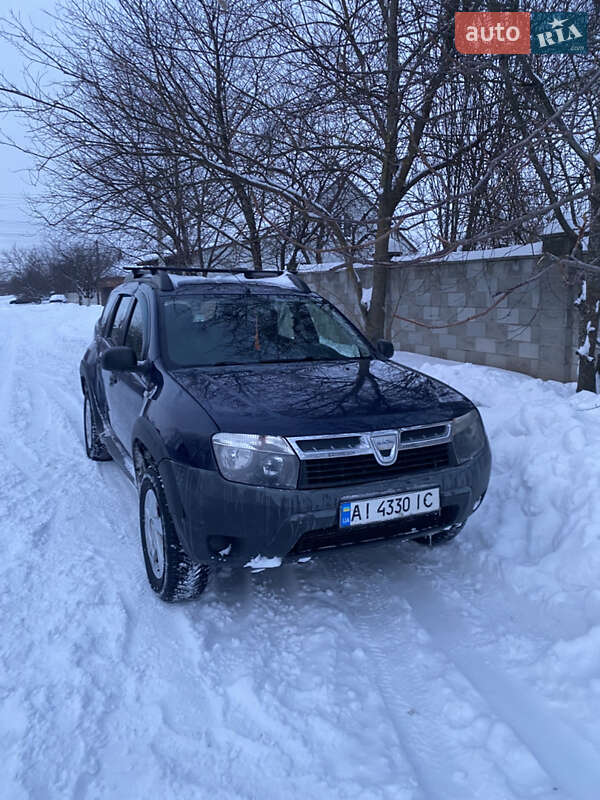 Позашляховик / Кросовер Dacia Duster 2010 в Києві