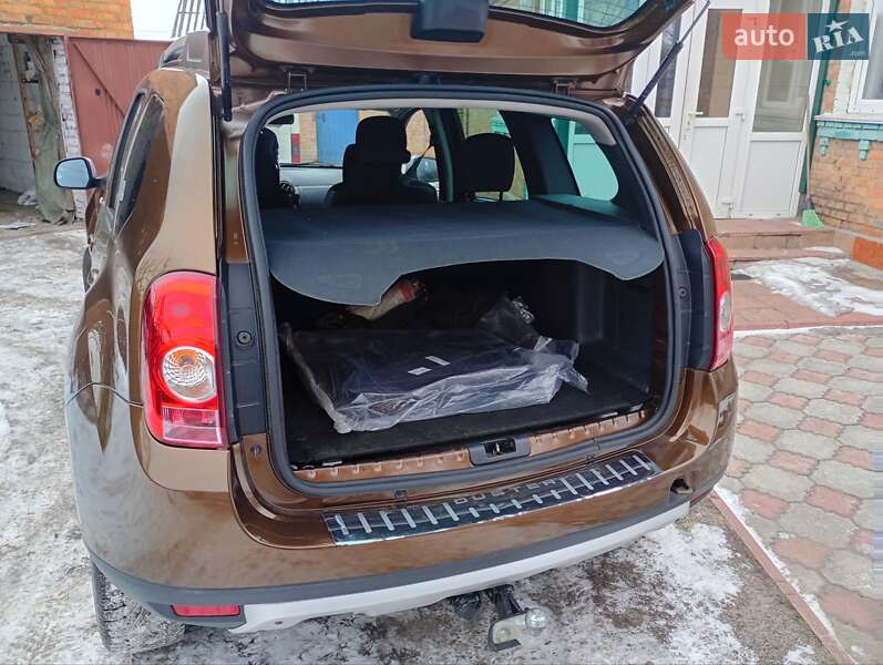 Позашляховик / Кросовер Dacia Duster 2012 в Ромнах