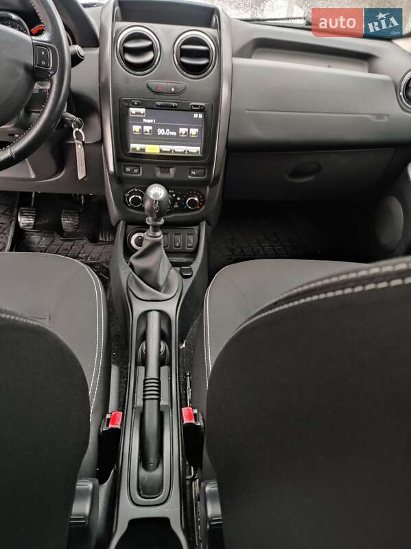 Позашляховик / Кросовер Dacia Duster 2015 в Харкові фото 15 Позашляховик / Кросовер Dacia Duster 2015 в Харкові