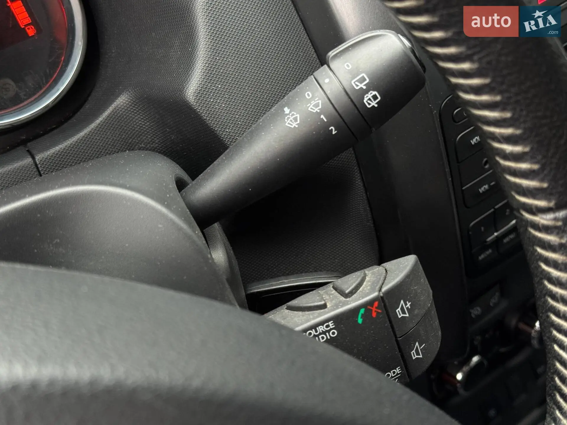 2016 Dacia Duster - мініатюра 24