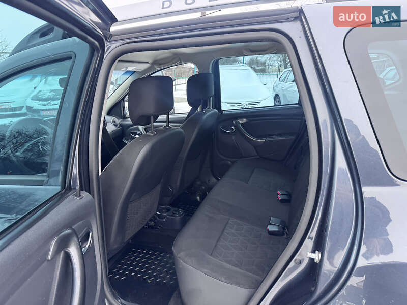 Позашляховик / Кросовер Dacia Duster 2014 в Звенигородці фото 30 Позашляховик / Кросовер Dacia Duster 2014 в Звенигородці