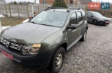 Позашляховик / Кросовер Dacia Duster 2015 в Луцьку