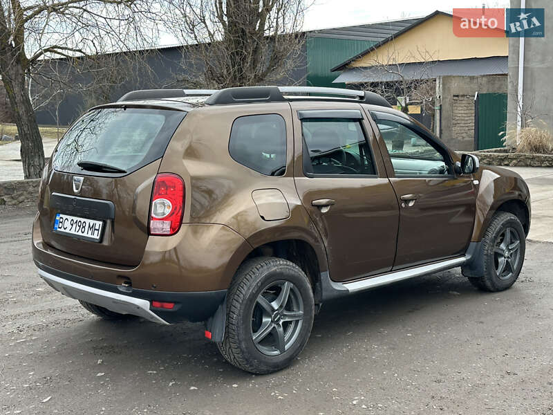 Внедорожник / Кроссовер Dacia Duster 2011 в Новом Буге