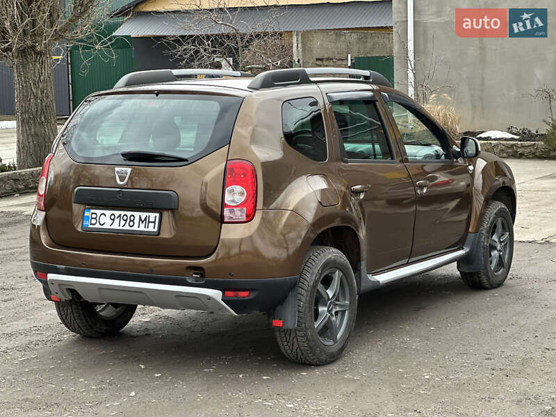 Внедорожник / Кроссовер Dacia Duster 2011 в Новом Буге