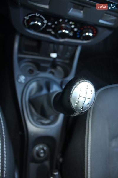 Внедорожник / Кроссовер Dacia Duster 2015 в Трускавце