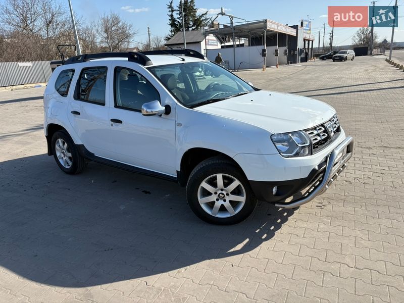 Позашляховик / Кросовер Dacia Duster 2015 в Києві
