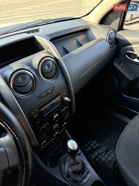 Позашляховик / Кросовер Dacia Duster 2015 в Києві