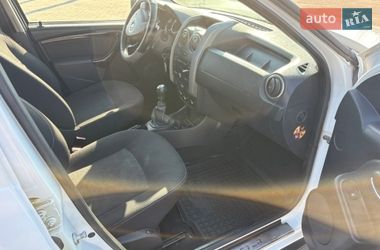 Позашляховик / Кросовер Dacia Duster 2015 в Києві