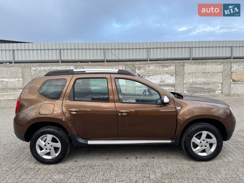 Позашляховик / Кросовер Dacia Duster 2012 в Новоукраїнці
