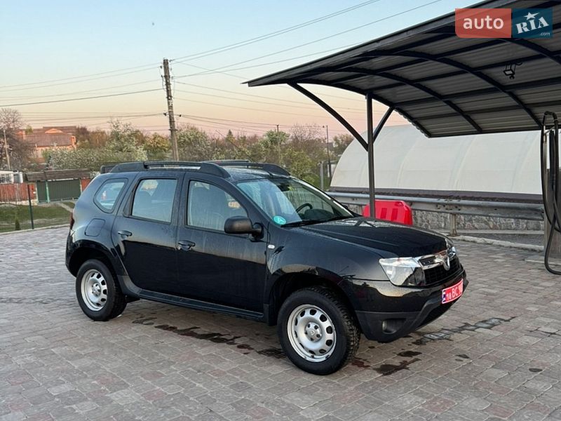 Внедорожник / Кроссовер Dacia Duster 2012 в Великой Багачке