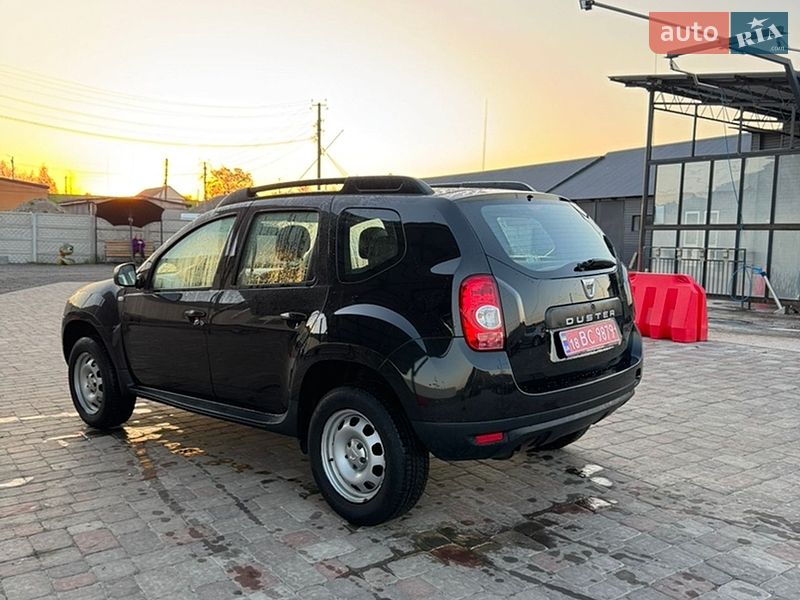 Внедорожник / Кроссовер Dacia Duster 2012 в Великой Багачке