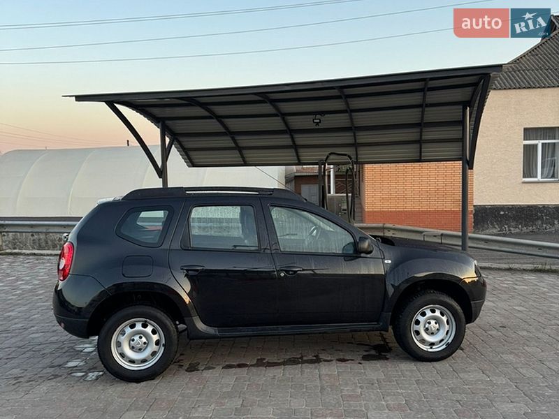 Внедорожник / Кроссовер Dacia Duster 2012 в Великой Багачке