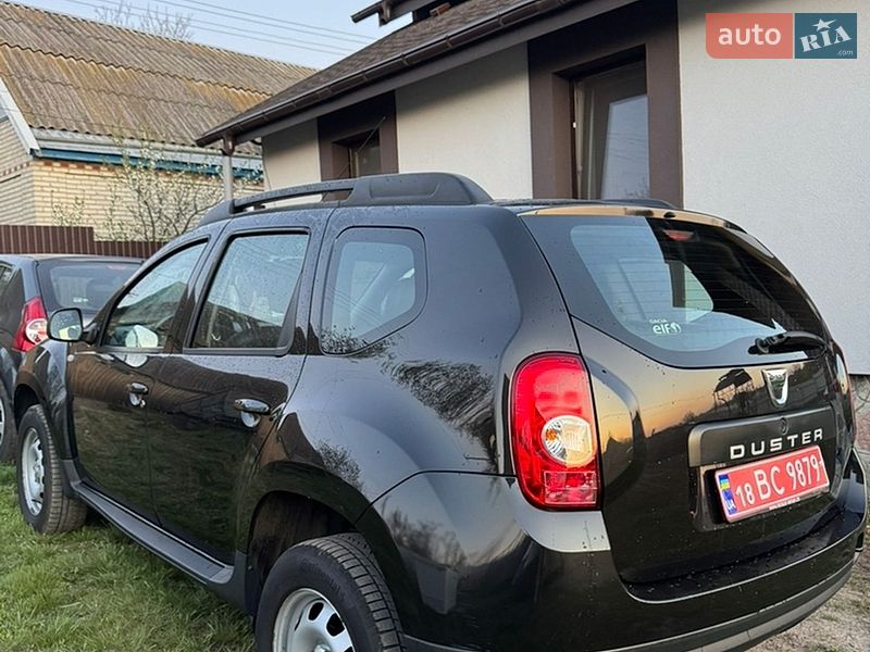 Внедорожник / Кроссовер Dacia Duster 2012 в Великой Багачке