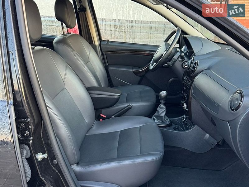 Внедорожник / Кроссовер Dacia Duster 2012 в Великой Багачке