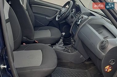 Позашляховик / Кросовер Dacia Duster 2017 в Полтаві