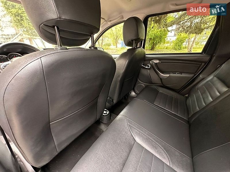 Внедорожник / Кроссовер Dacia Duster 2017 в Львове