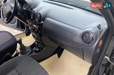 Внедорожник / Кроссовер Dacia Duster 2010 в Коломые
