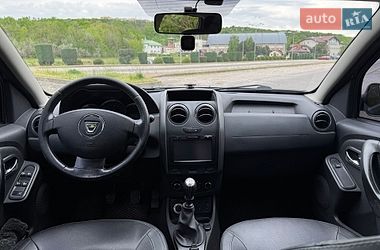 Позашляховик / Кросовер Dacia Duster 2015 в Дніпрі