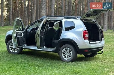 Позашляховик / Кросовер Dacia Duster 2011 в Славуті