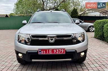 Внедорожник / Кроссовер Dacia Duster 2012 в Хороле