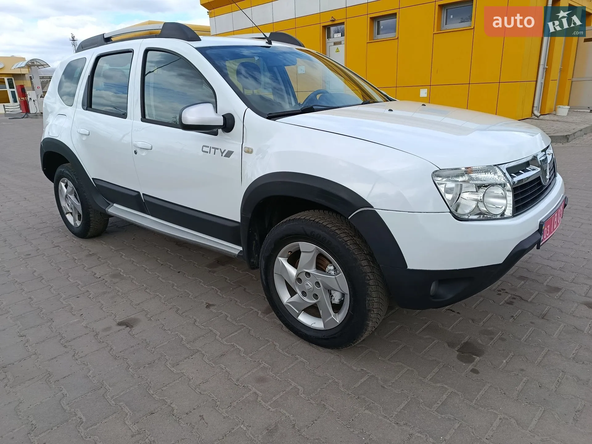 2012 Dacia Duster - мініатюра 2