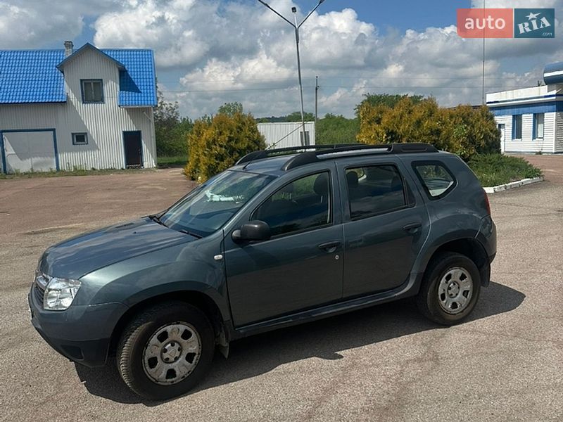 Внедорожник / Кроссовер Dacia Duster 2012 в Надворной