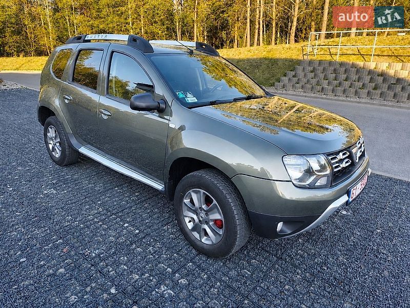 Позашляховик / Кросовер Dacia Duster 2015 в Мені