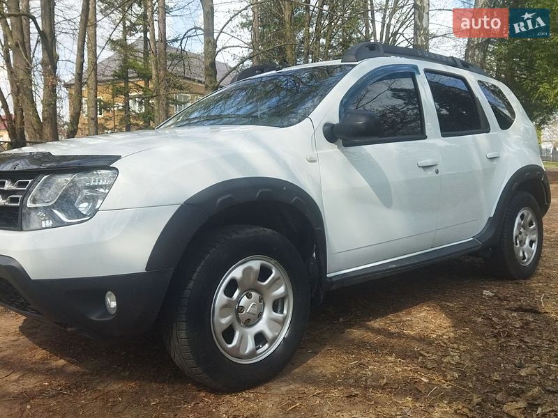 Позашляховик / Кросовер Dacia Duster 2014 в Дубні фото 2 Позашляховик / Кросовер Dacia Duster 2014 в Дубні