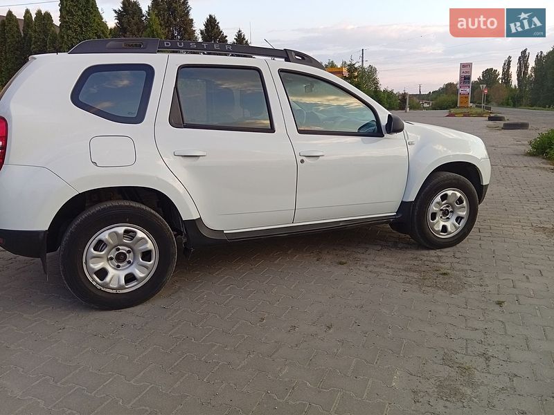 Внедорожник / Кроссовер Dacia Duster 2014 в Белогорье
