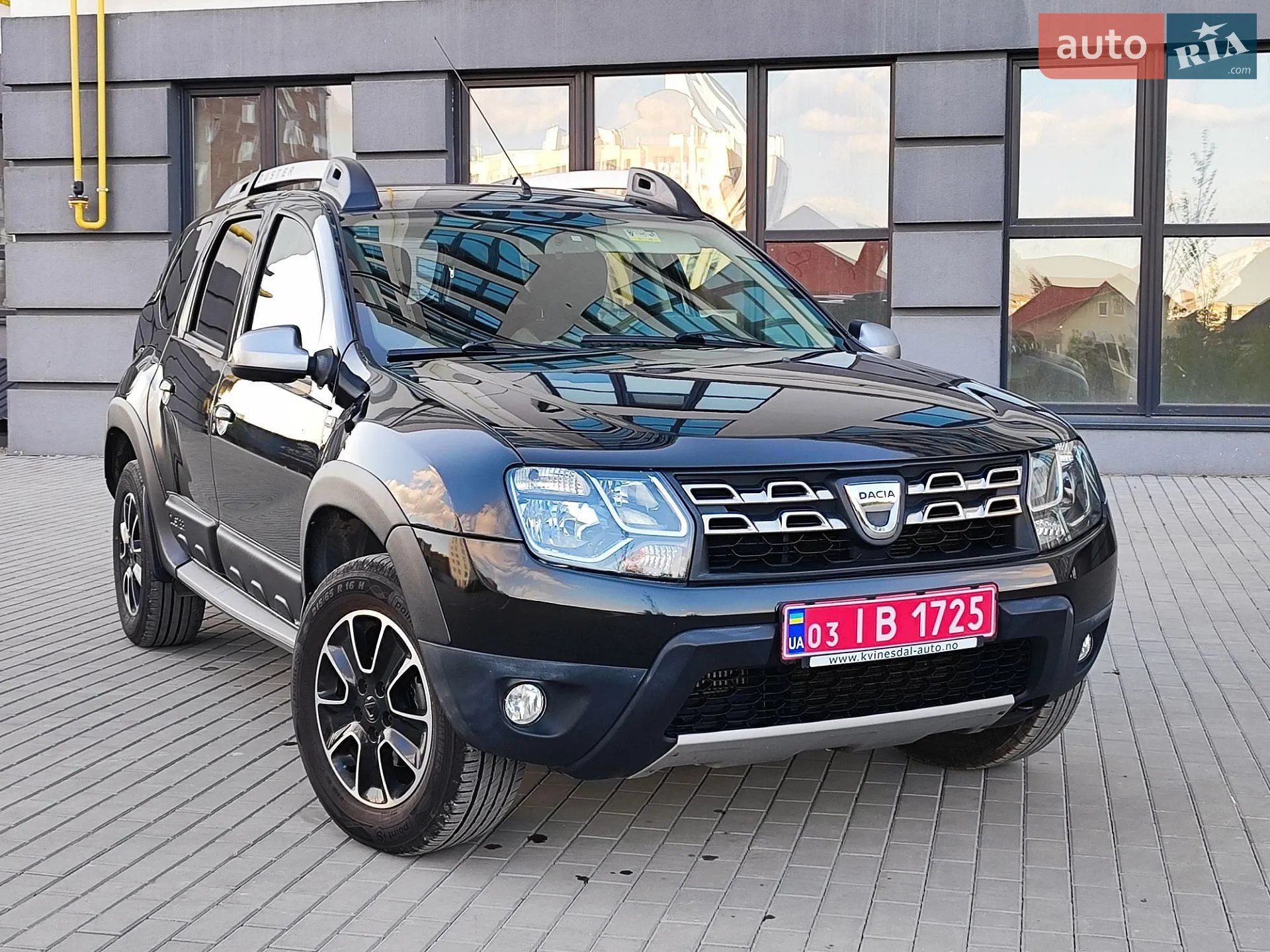 2016 Dacia Duster - мініатюра 2