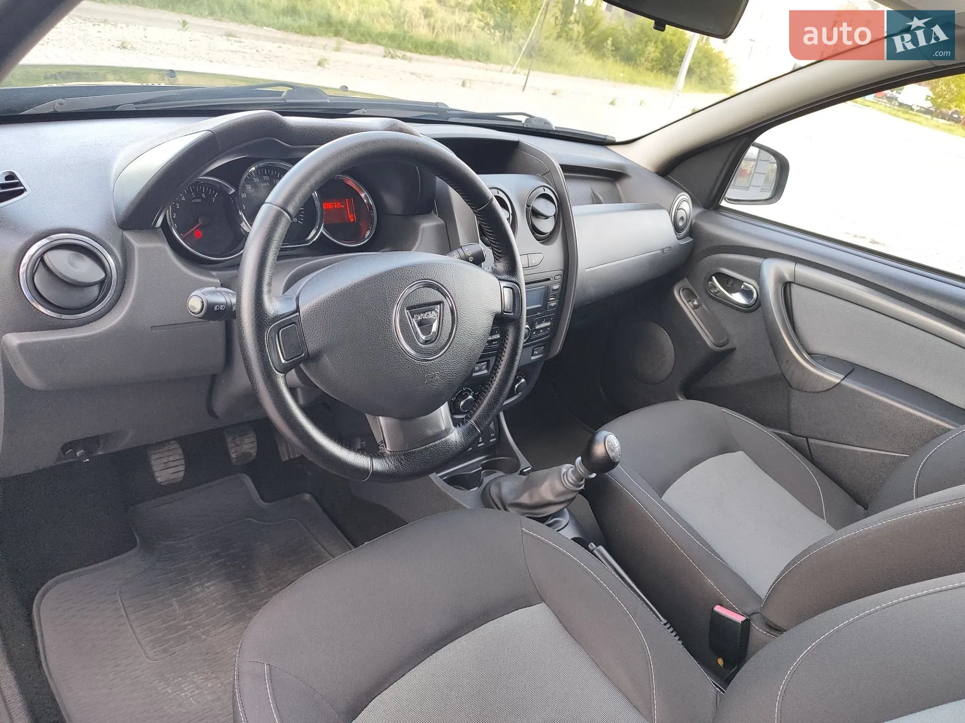 2016 Dacia Duster - мініатюра 41