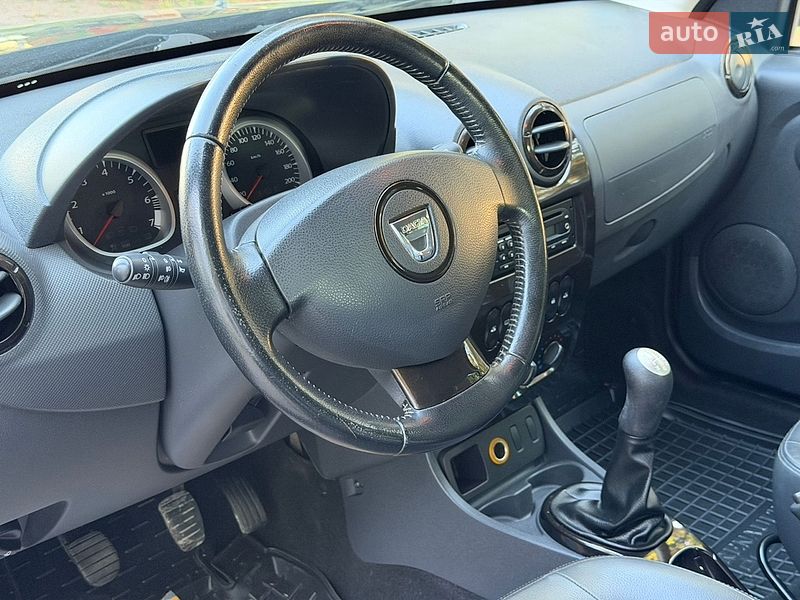 Позашляховик / Кросовер Dacia Duster 2011 в Вінниці