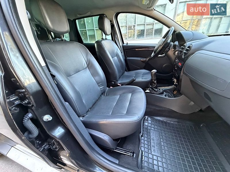 Позашляховик / Кросовер Dacia Duster 2011 в Вінниці