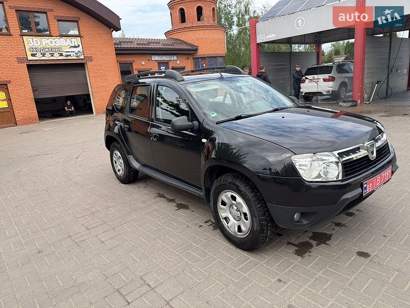 Позашляховик / Кросовер Dacia Duster 2011 в Дубні