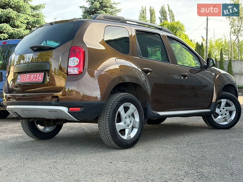 Позашляховик / Кросовер Dacia Duster 2011 в Луцьку