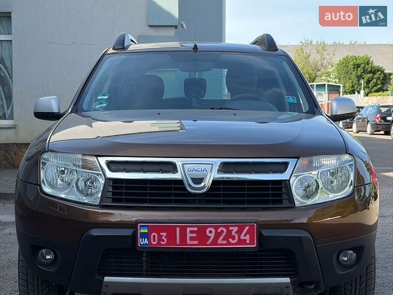 Позашляховик / Кросовер Dacia Duster 2011 в Луцьку
