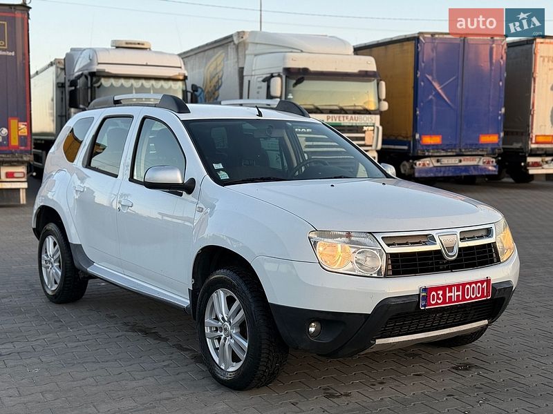 Позашляховик / Кросовер Dacia Duster 2011 в Луцьку