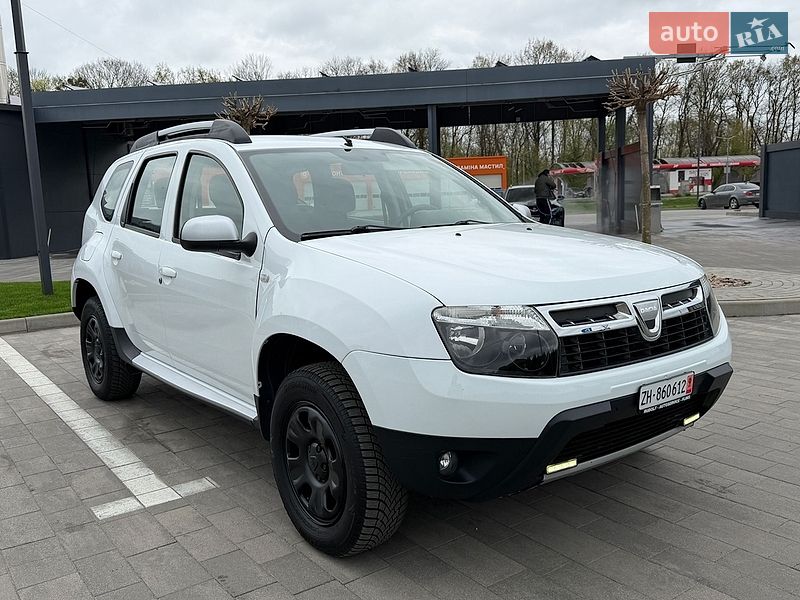 Позашляховик / Кросовер Dacia Duster 2010 в Луцьку