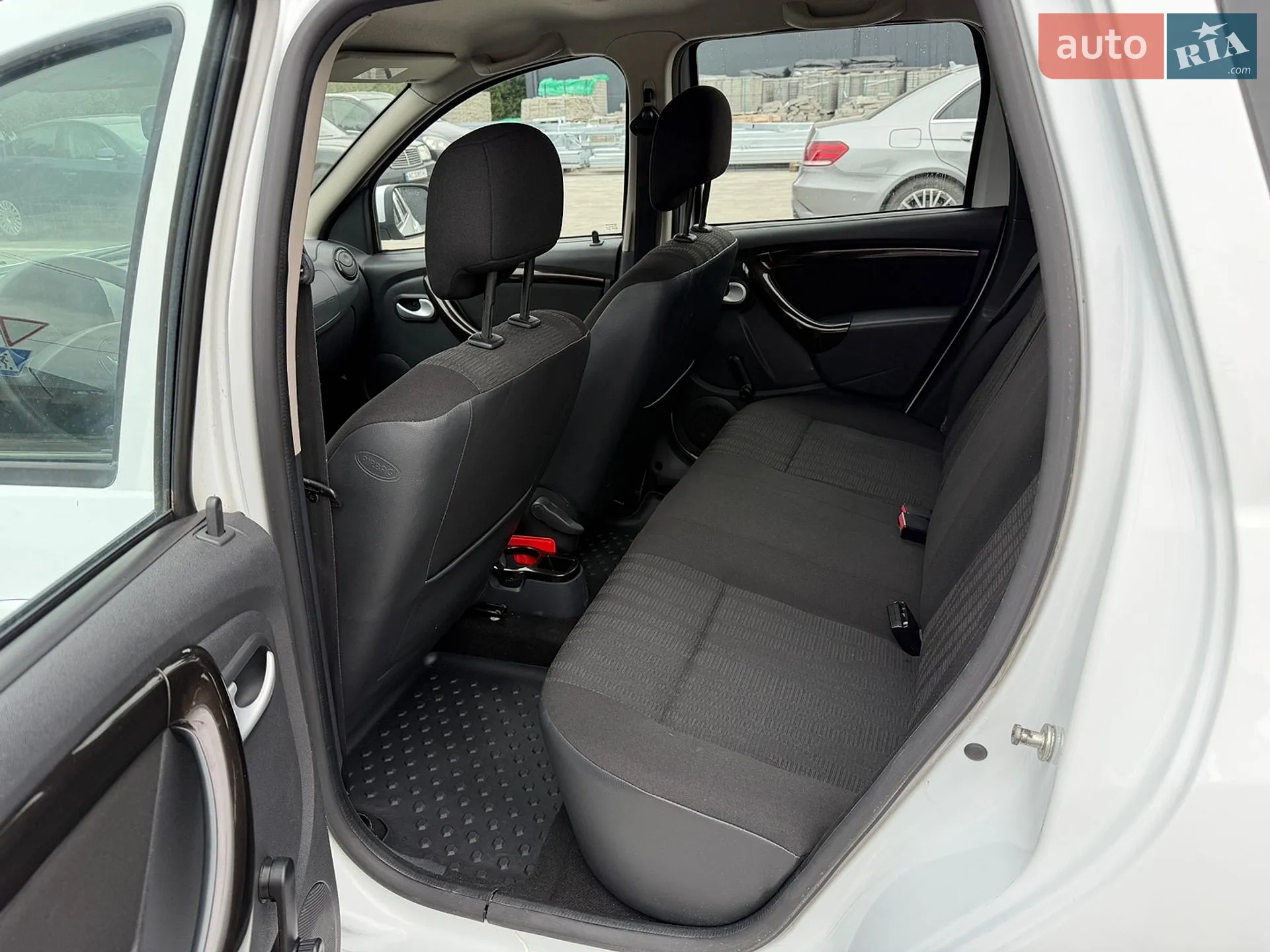 2010 Dacia Duster - мініатюра 21