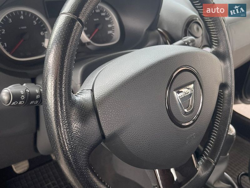 Позашляховик / Кросовер Dacia Duster 2012 в Вінниці