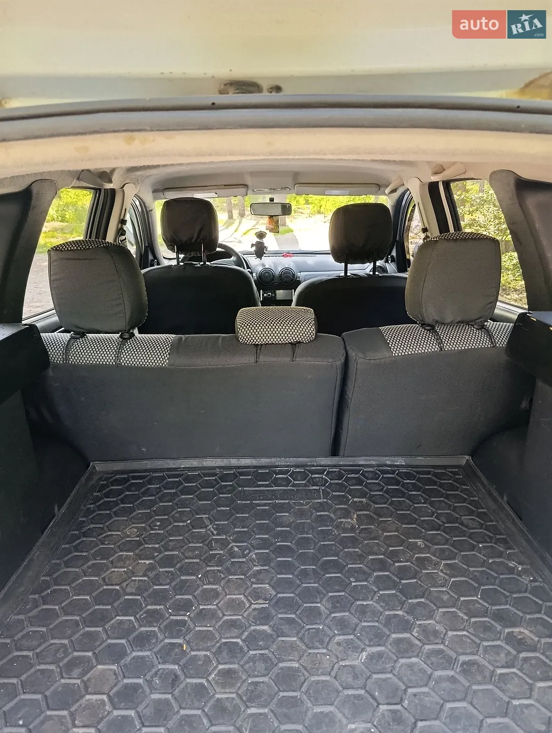 2010 Dacia Duster - мініатюра 8