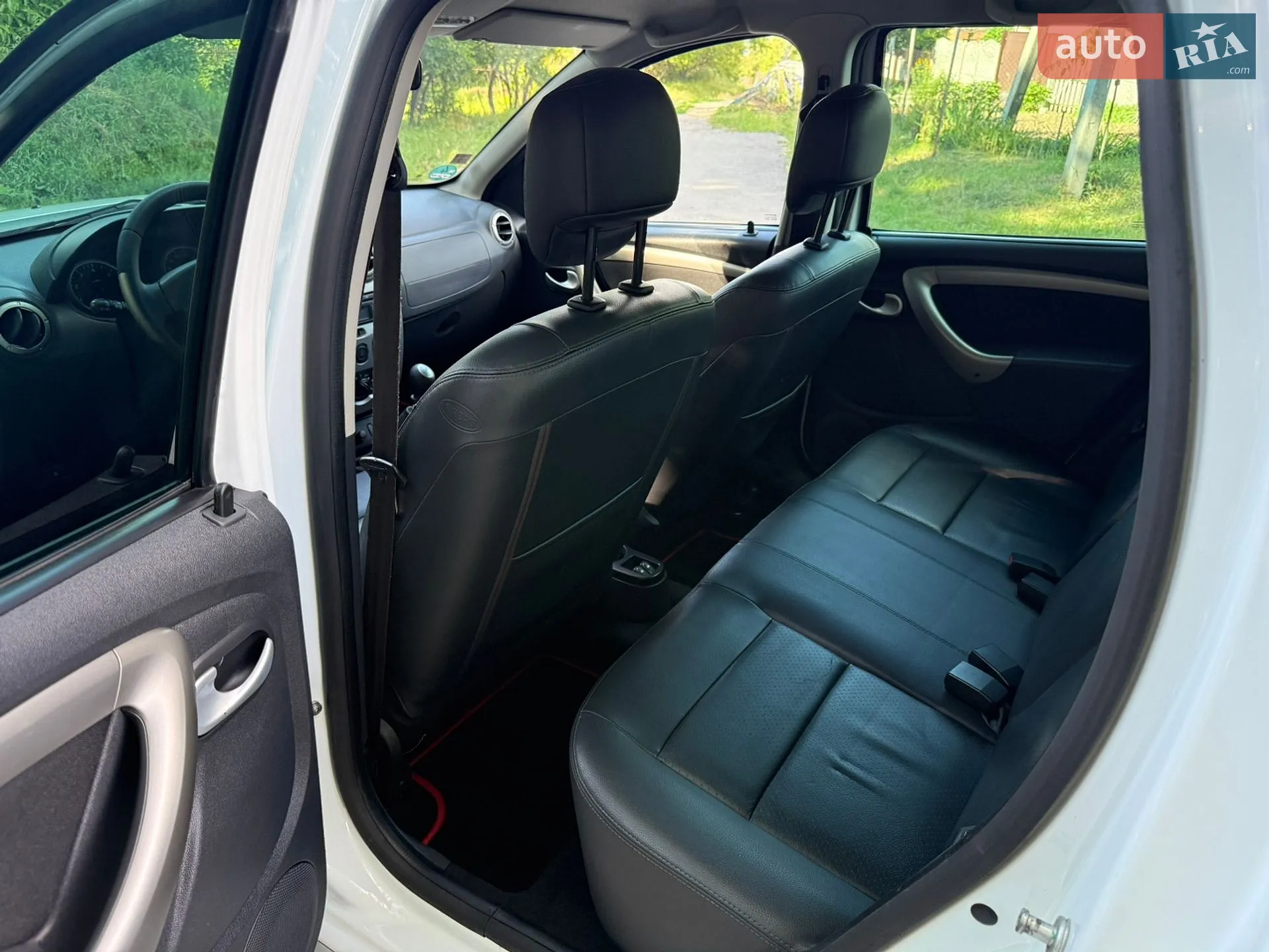 2012 Dacia Duster - мініатюра 20