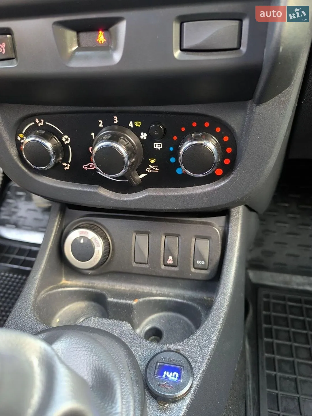 2014 Dacia Duster - мініатюра 36
