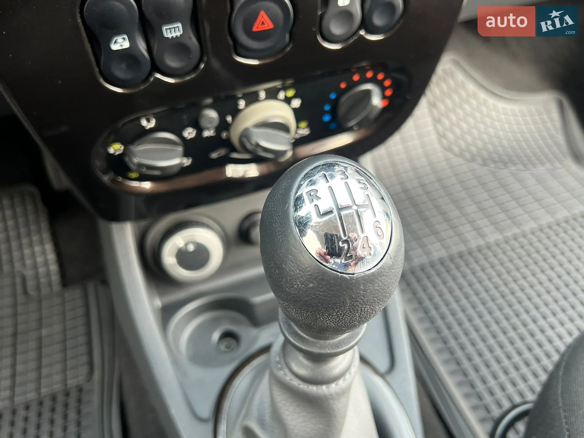 2011 Dacia Duster - мініатюра 67