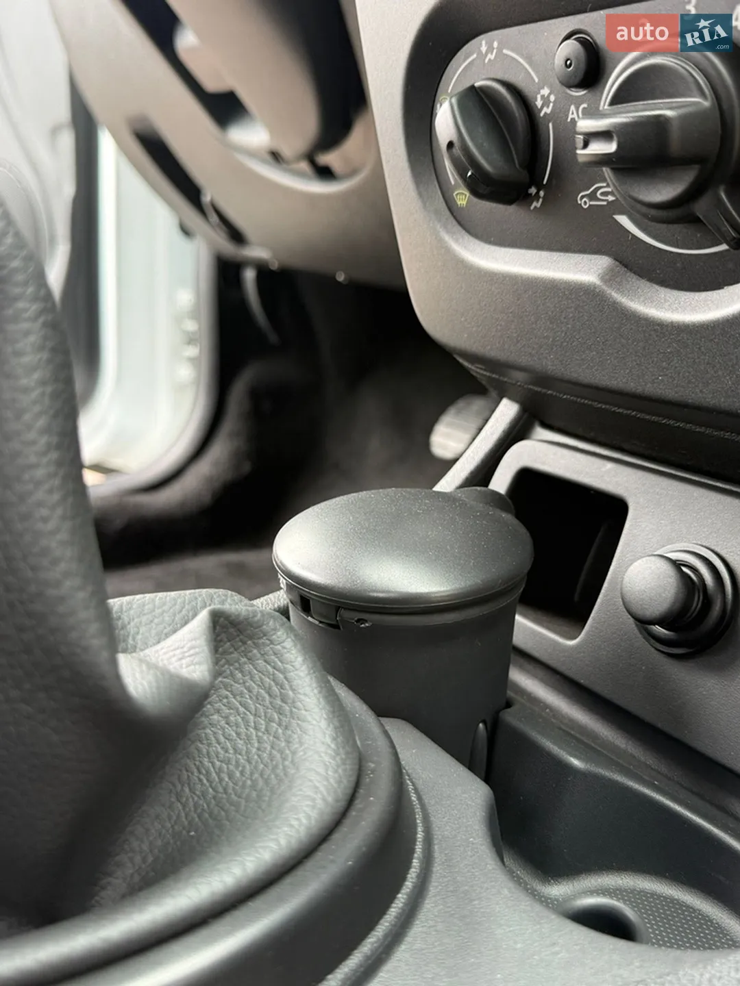 2013 Dacia Duster - мініатюра 59