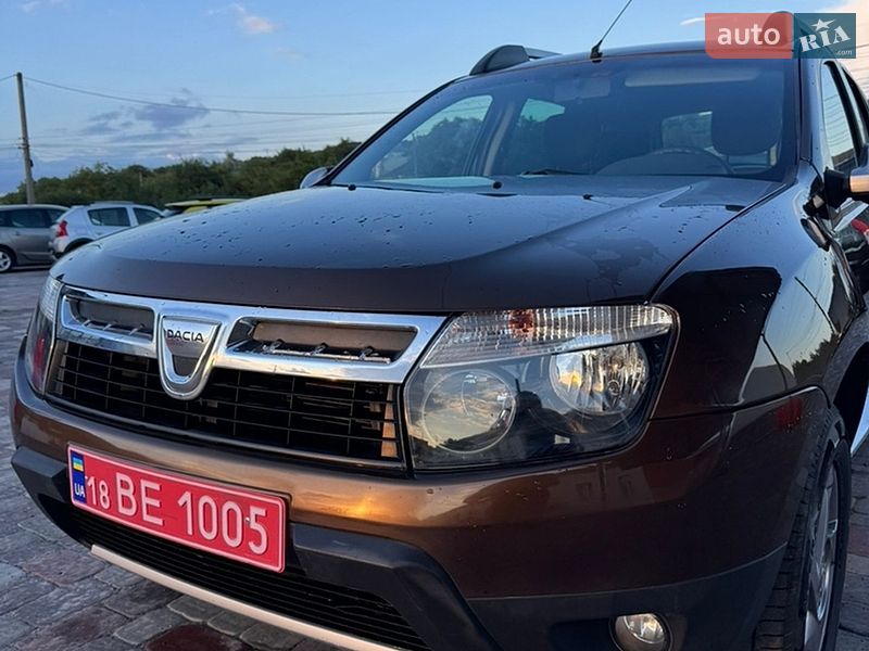 Позашляховик / Кросовер Dacia Duster 2013 в Великій Багачці