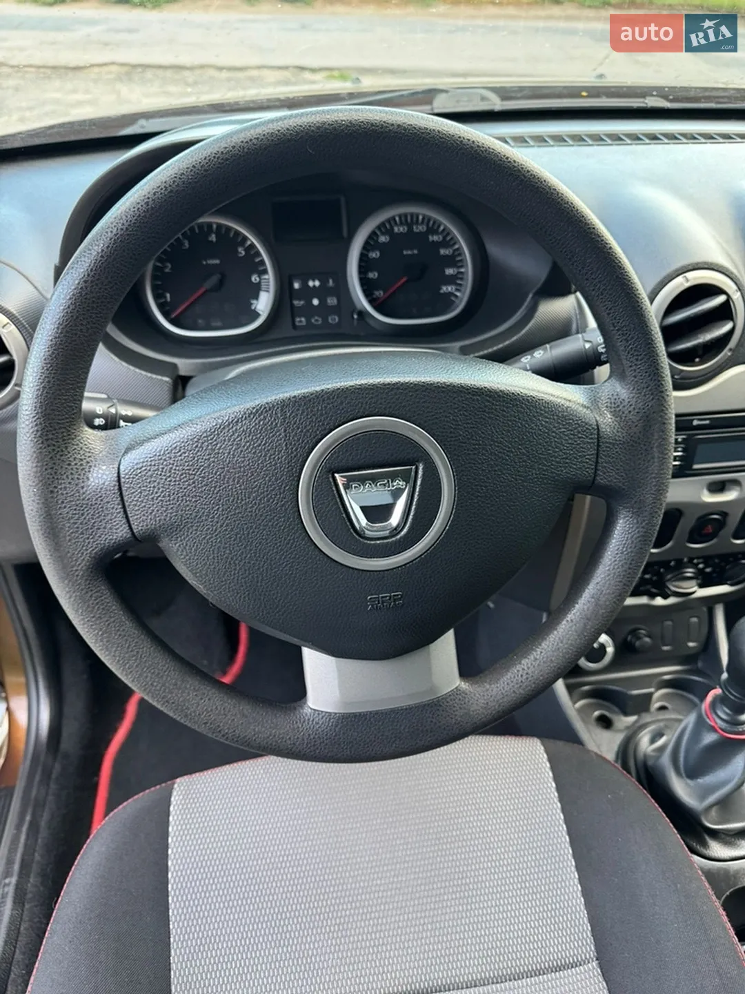 2013 Dacia Duster - мініатюра 39