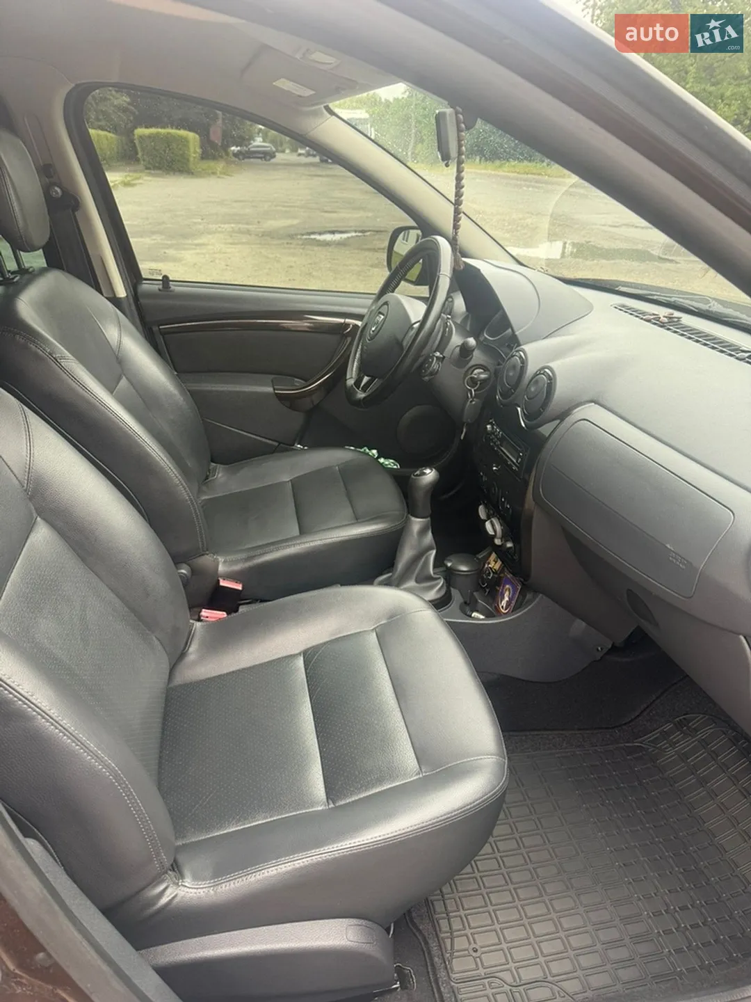 2010 Dacia Duster - мініатюра 22