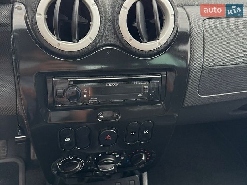 Позашляховик / Кросовер Dacia Duster 2013 в Великій Багачці