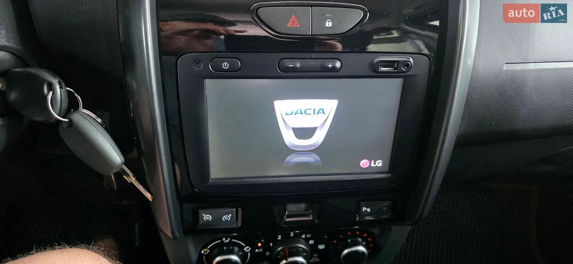 2017 Dacia Duster - мініатюра 113